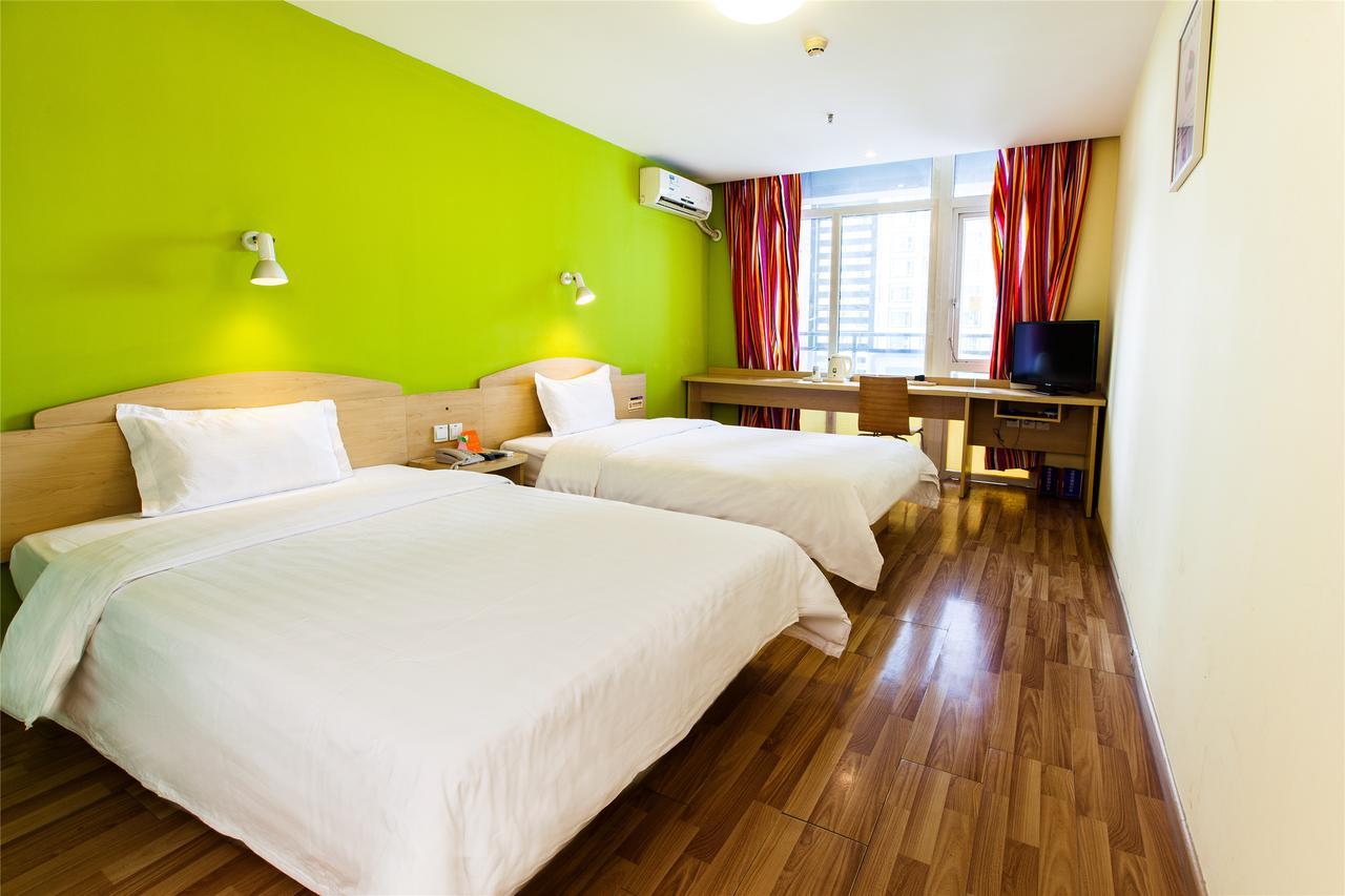 7Days Inn Qingdao Development Zone Jinshatan Экстерьер фото